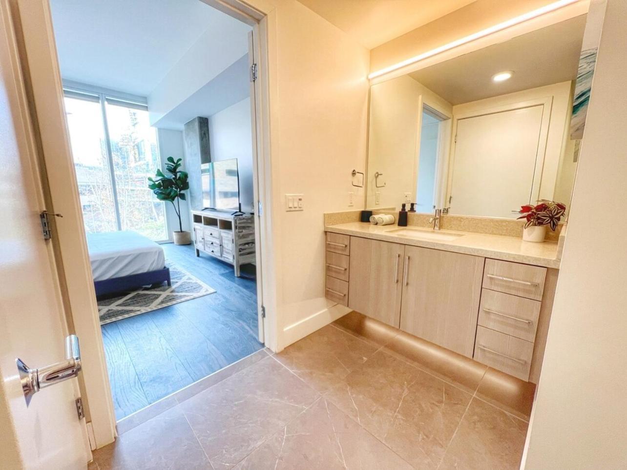 Stunning Apartment By Petco Park! سان دييغو المظهر الخارجي الصورة